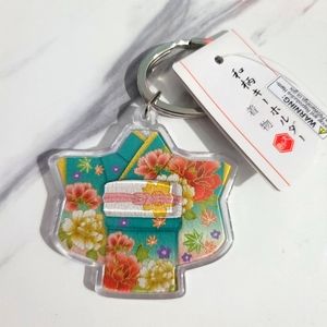 NWT Japanese Kimono Keychain